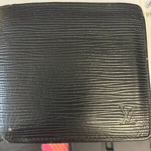 LV Epi Wallet